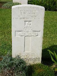 Naples War Cemetery - Rowe, Edward